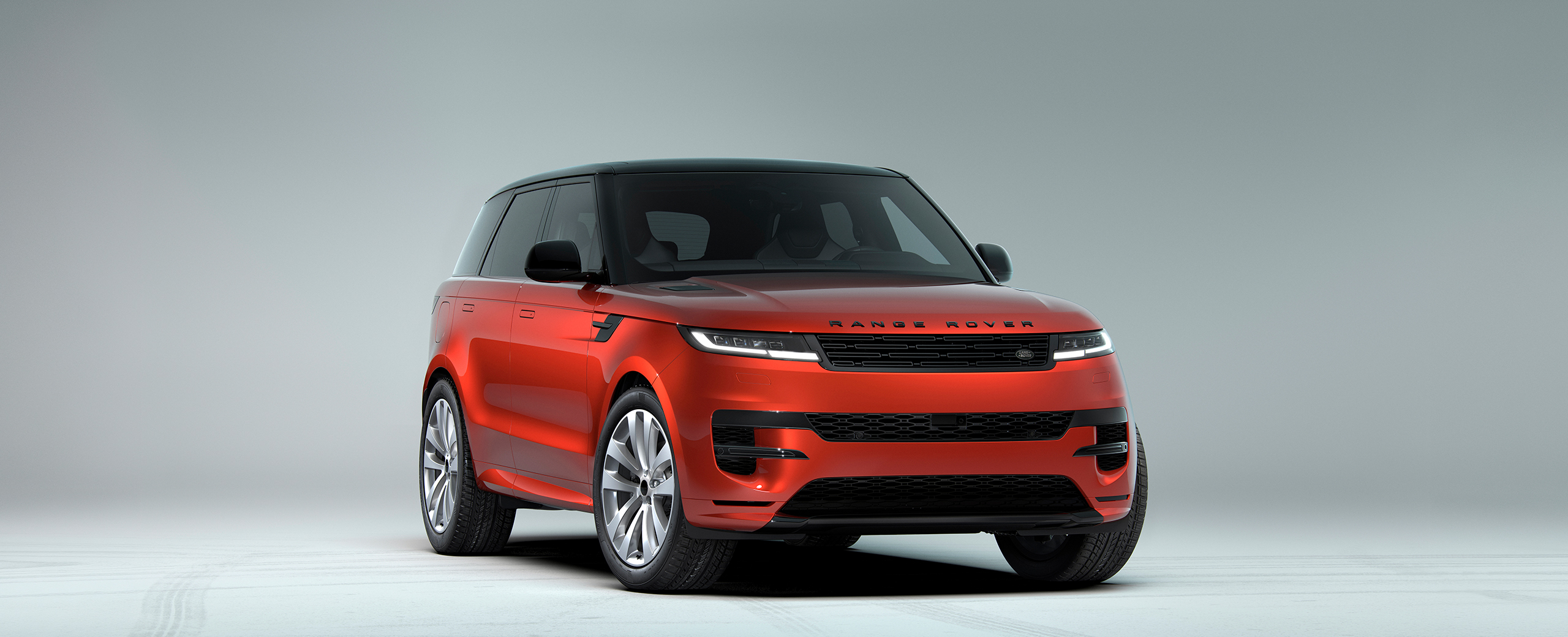 לנד רובר R ROVER SPORT 2026